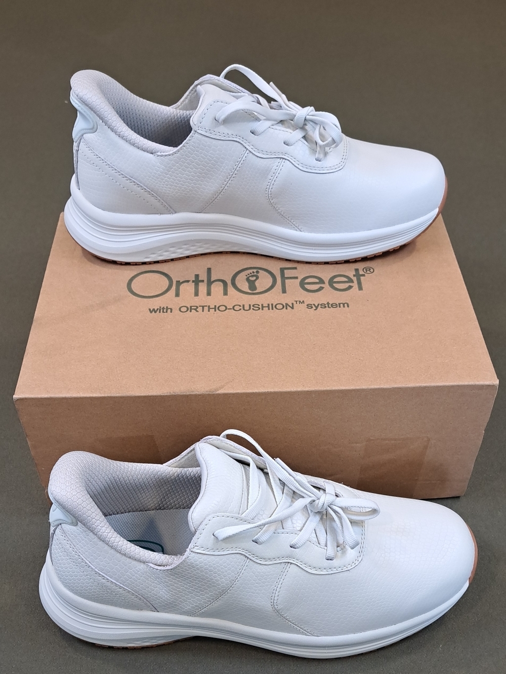 Orthofeet Stride Hands-Free Sneakers - Color: Ecru - Size: Women 11.5 Wide (D) - Picture 2 of 13